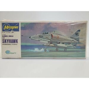 Minicraft Hasegawa JS‑048:150 McDonnell Douglas A‑4F Skhw 1/72 Model Kit New